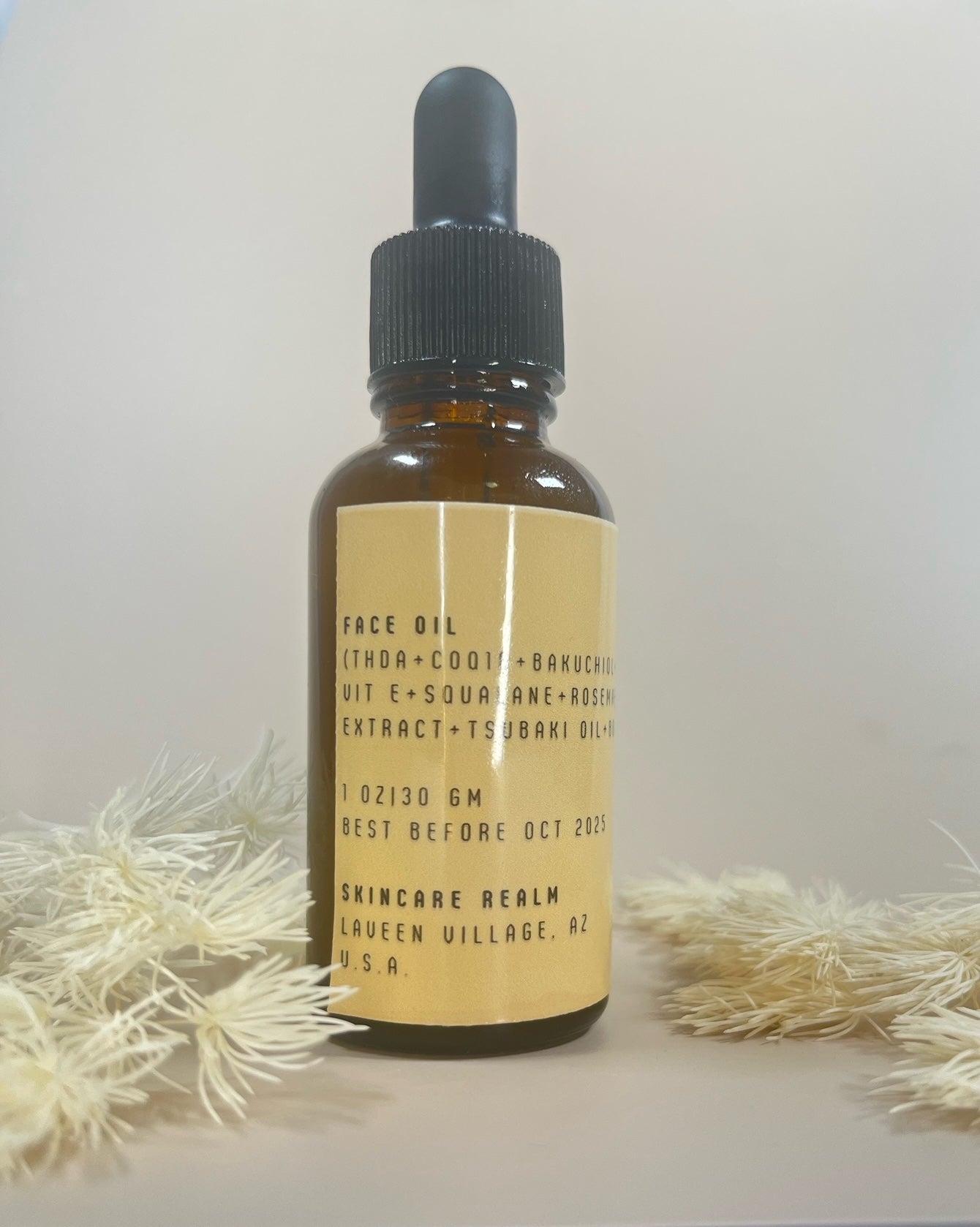 lightweight non pore clogging anti aging face oil for cell regeneration and skin elasticity